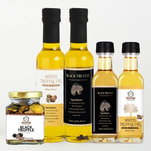 Products: Merry Truffles Bundle as Black Truffle Oil 250 cc – White Truffle Oil 250 cc , Black Truffle Oil 100 cc , White Truffle Oil 100 cc , Black Truffle Slice 100 gr