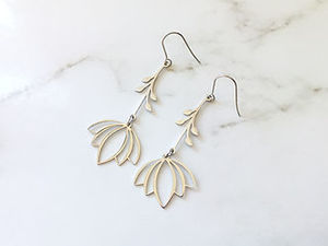 Hanging Flower E