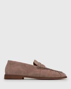 MUSE Suede Loafers