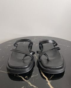 Mi Piaci sandals