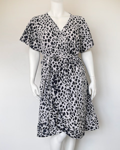 Xl Size 22 And Larger: Ruby & Rain wrap dress