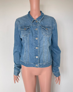 15 20 Deals: Jeanswest denim jacket