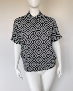 Shine On Gloss By Shine On: Shine On Label Mina top