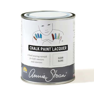 Size Gloss Lacquer 750ml: Chalk Paint™ by Annie Sloan - Lacquer Clear Gloss