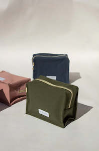 Gifts For Him: Toiletry Bag Cube - Caper Green