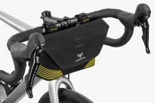 Apidura: APIDURA - RACING HANDLEBAR PACK 2L
