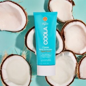 Products: COOLA Classic Body SPF30 Organic Sunscreen Lotion (Tropical Coconut) ⋆ Bien-être Beauty Therapy
