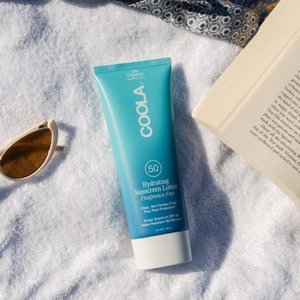 Products: COOLA Classic Body SPF50 Organic Sunscreen Lotion (Fragrance-Free) ⋆ Bien-être Beauty Therapy
