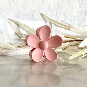 Key Chains: Daisy Claw Hair Clip