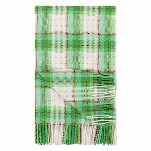Bedding: Designers Guild - Woodhall Emerald Throw