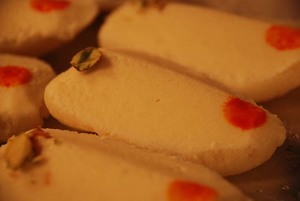 Products: Malai Chap – 4pcs – Bikanervala NZ