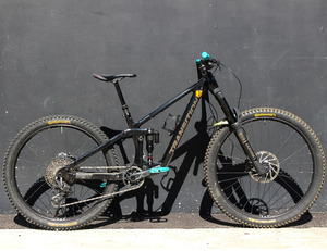 Yeti Cycles: Ex Demo Transition Patrol Medium