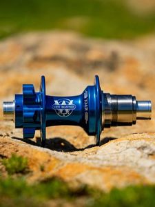 White Industries XMR+ Boost Rear 12x148 HG