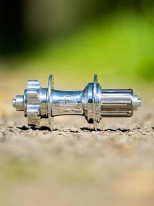 White Industries XMRT Tandem Rear 12x142 HG