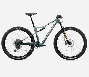 Products: Orbea Oiz M21 Carbon Bikes & Scooters