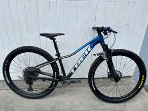 Trek Marlin 8 27.5" DISC (SRAM SX 12 Spd) MTB - Xtra Small