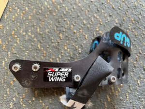 Super wing dual bottle cage holder - Used