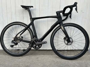 Premier: Pinarello Prince FX DISC (12 Spd Ultegra Di2) with Most Carbon Wheels - Medium