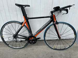 Tt Bikes: Giant Trinity Carbon TT - Medium