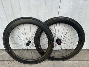 Zipp 404 Firecrest - 11 Spd Carbon Clinchers