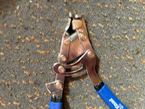 Park Tool BT-2 cable holder