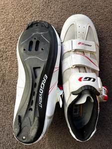 Cycling Kit: LG Shoes - Euro 44