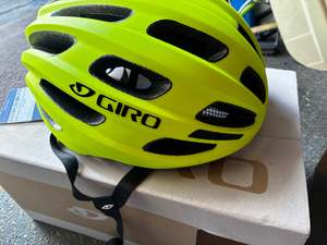 Accessories: Giro Register Helmet - Medium/Large