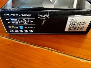 Bike Parts: Dura Ace Di2shift lever ST-R9150 Right hand - 11 Speed (NEW)