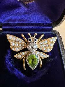 Pearls: Antique Brooch. Peridot & Dia Bee brooch