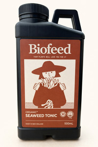 Products: Organic Seaweed Tonic - Biofeed