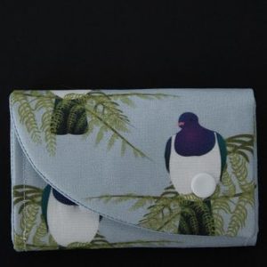 Ruru compact wallet