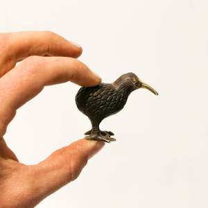 Bronze Sculpture 1: Bronze Kiwi - Small