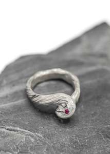Thorn Jewellery: Vortex Twist Ring