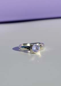 M V H Jewellery: Pedestal Ring- lavender quartz