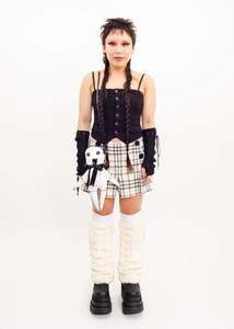 Sarah Garfield: Dead Doll leather bag- white