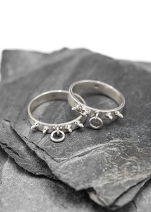 Rings: Spiked collar ring