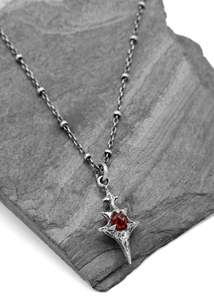 Jewellery: Eldritch Pendant- Garnet
