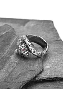 Sterling silver leopard ring with ruby eyes