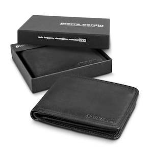 Clothing Shoe Care: Pierre Cardin Leather Wallet