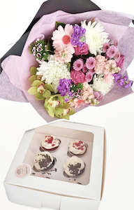 Flowers and Cupcakes: Small Bouquet & 6 Cupcakes