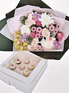 Flowers and Cupcakes: Small Bouquet & 12 Mini Cupcakes