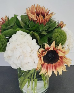 Call: Corporate Flowers