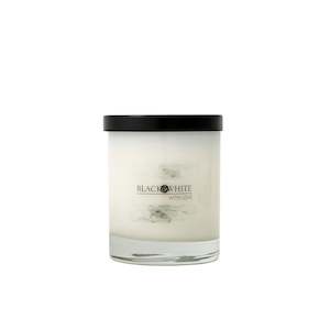 Deluxe Candle Collection: BLACK & WHITE HOMEWARE - DELUXE CHRISTMAS CANDLES 200 ml