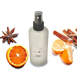 Winter Candle Collection: B&W LINEN & ROOM SPRAY WINTER 200 ml