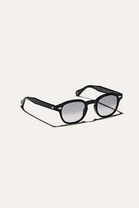 Eyewear: Lemtosh Custom Tint | American Grey Fade