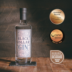 Frontpage: Black Collar Gin