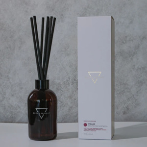 Room Scents: Becca Stellar Diffuser