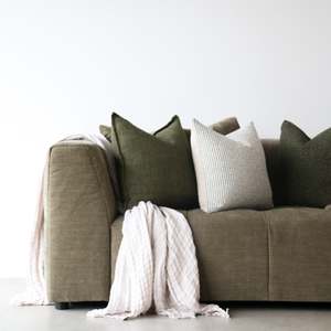 Seating: Sidney Slouch 3 Seat