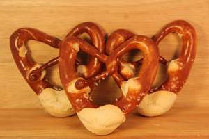 Bretzel (AVAILABLE FRIDAY & SATURDAY ONLY)