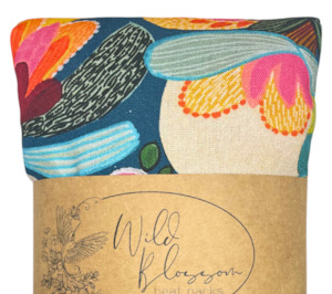 Wild Blossom Heat Packs: Wild Blossom Gift Pack: Black Raspberry Vanilla Beauty Bar + Perfume Oil (Limited Stock)